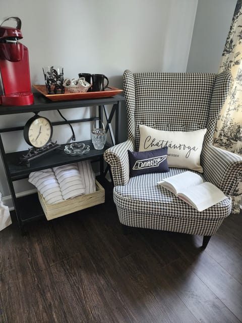 Sitting area in second bedroom