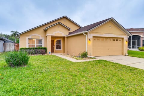 Lake Mary Vacation Rental | 3BR | 2BA | 1,225 Sq Ft | 1 Step Required to Enter