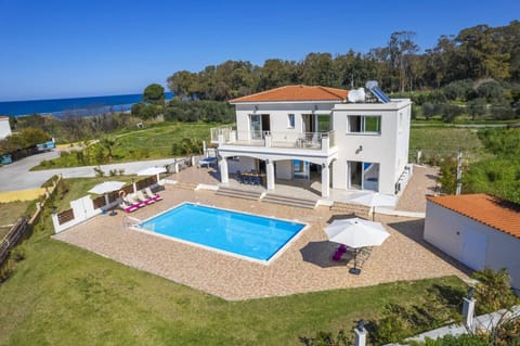 Villa Chrystalla image