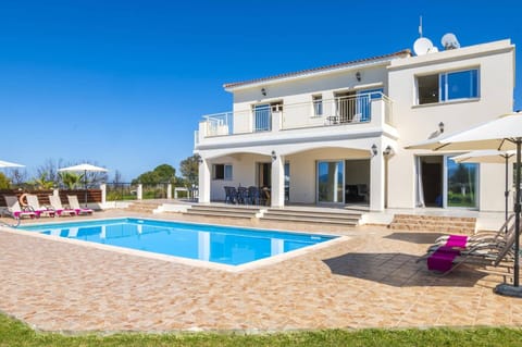 Villa Chrystalla image