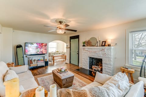 Columbia Vacation Rental | 2BR | 1BA | Steps Required | 1,206 Sq Ft