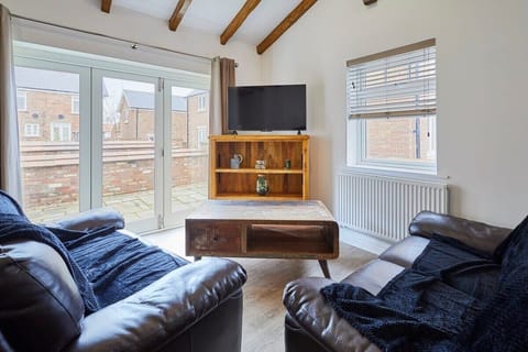 Jubilee Close, Filey - Host & Stay