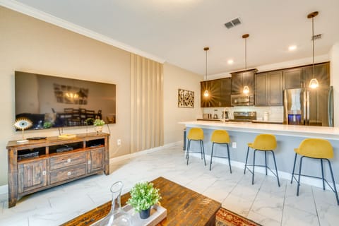 Davenport Vacation Rental | 4BR | 3BA | 1,914 Sq Ft | 4 Steps Required
