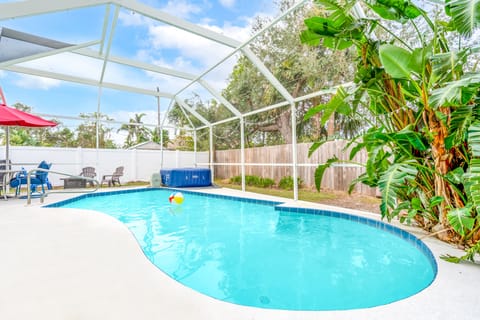 Pool/Lanai Area