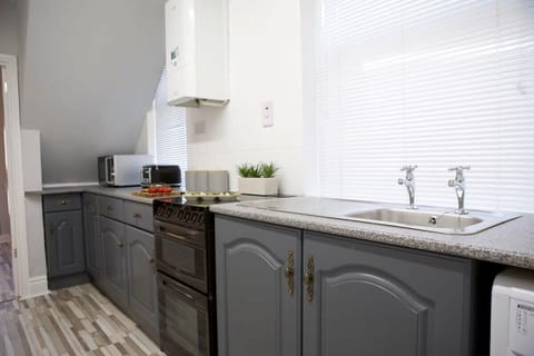 The Flintshire - Kitchen