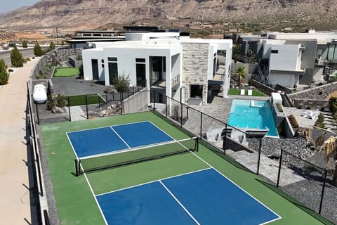 Sport court