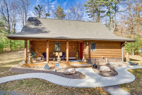 Merrillan Vacation Rental | 3BR | 1.5BA | 1,500 Sq Ft | Stairs Required