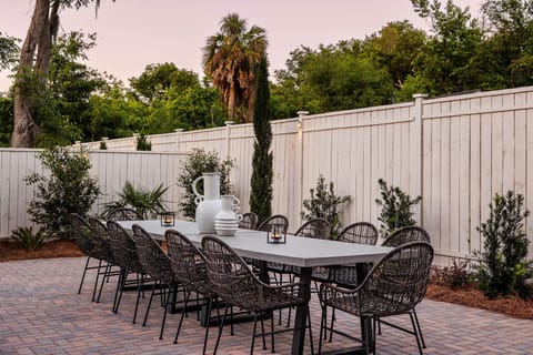 Outdoor Dining Area | Shared Seating | Near Pool Area | First Floor 