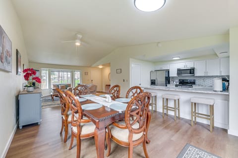 Dining Table | Dishware & Flatware