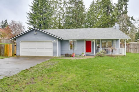 Parking | Driveway (3 Vehicles) | Free Street Parking