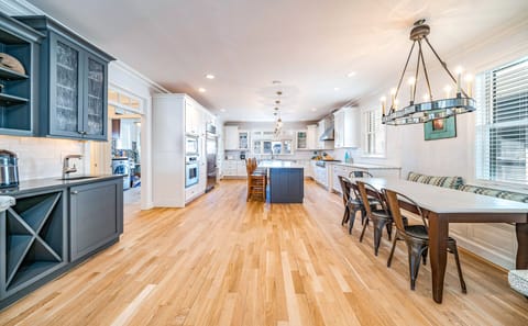 Spacious kitchen and dining area
