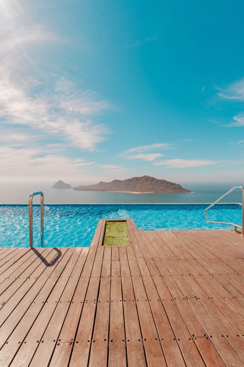 A view that you will never get tired of… from the rooftop pool