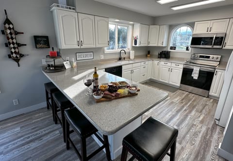 Kitchen fully stocked for cooking & entertaining!