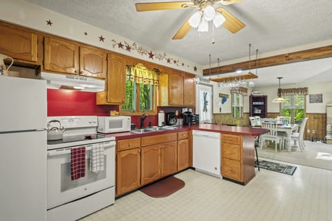 Kitchen ready for cooking.