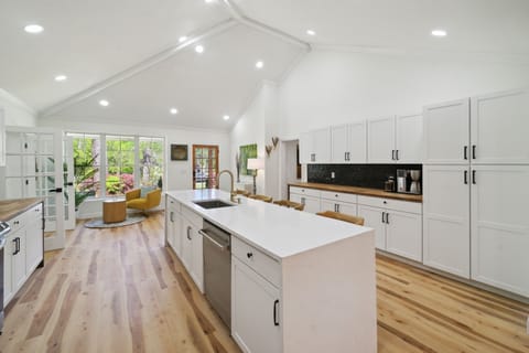 Indoors, Floor, Flooring, Kitchen, Hardwood