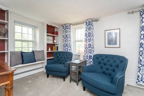 70e02e39-7238-461d-a507-32e1580d7e2d