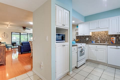 Kitchen | Cooking Basics | Drip Coffee Maker