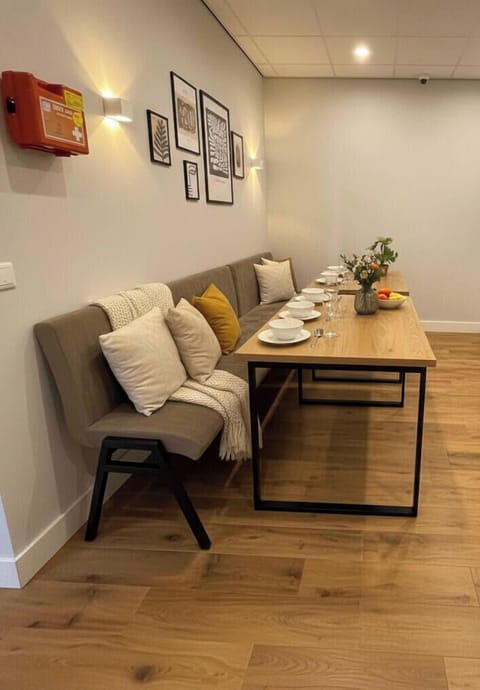 Fully equipped shared kitchen — cook, mingle, and enjoy meals together in a warm, welcoming space.