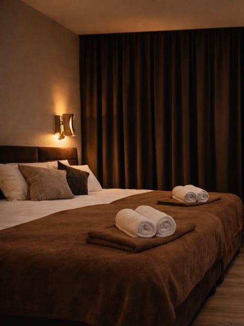 Beds can be arranged into single or double - perfect for couples or friends.