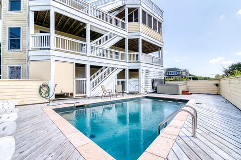 Private Pool