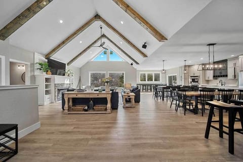 Huge, open floorplan