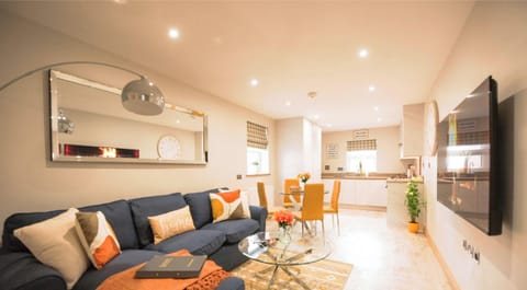 Kitchen/Living - 4-bed, 3-bath