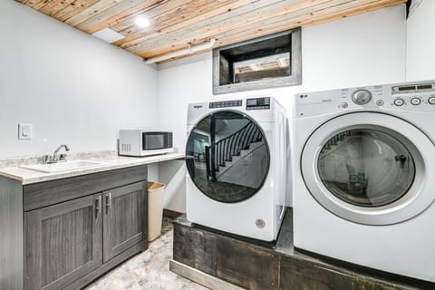 Laundry Room | Lower Level | Washer & Dryer