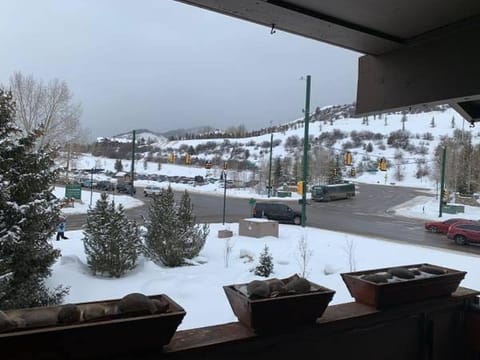 Free shuttle to Beaver Creek is across the street.