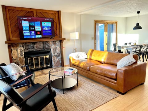 Relax with family and friends in the spacious living/dining area