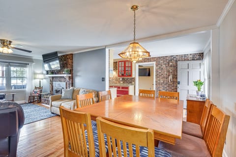 Dining Area | Dishware & Flatware