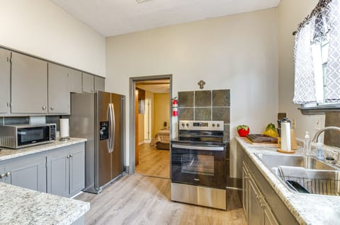 Kitchen | Keurig & Drip Coffee Makers