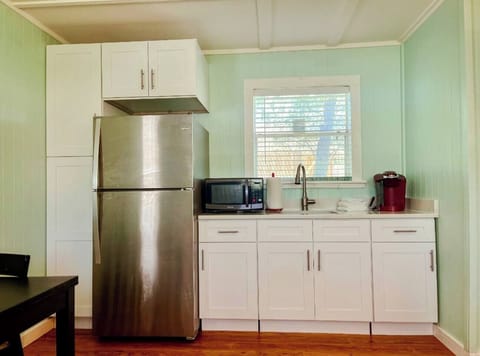 43d28e6e-bc58-4847-91f3-75a19a4b8b69