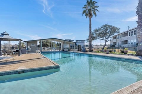 d0225c14-7e4d-4d0f-83b1-1011ab282d5a