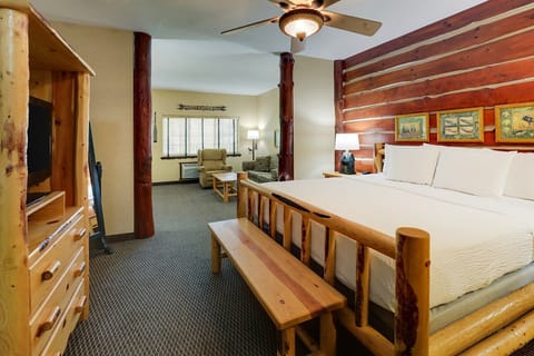 Unit with comfortable bed