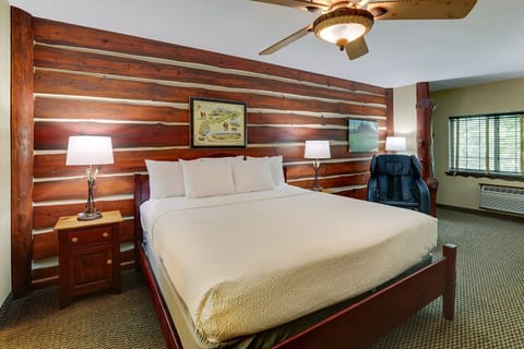 Unit with comfortable bed