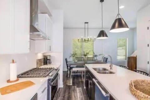 5ad638be-e9a9-4a81-a15c-8f4d6d7c49b7