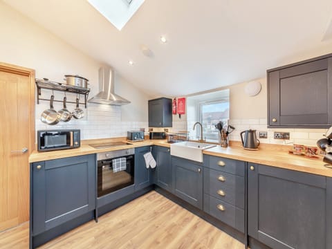 Kitchen/diner | Captain’s Quarters, Teesside