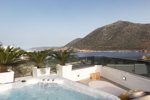 Rooftop jacuzzi with breathtaking views.