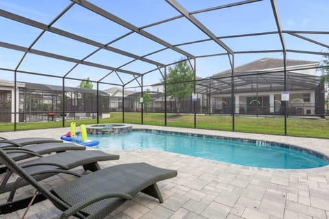 Private Swimming Pool with Sun Loungers
