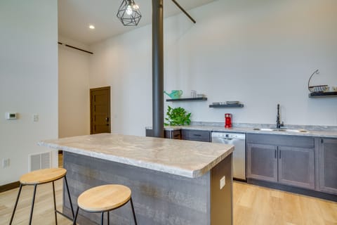 Dining Area | Dishware/Flatware | Trash Bags/Paper Towels