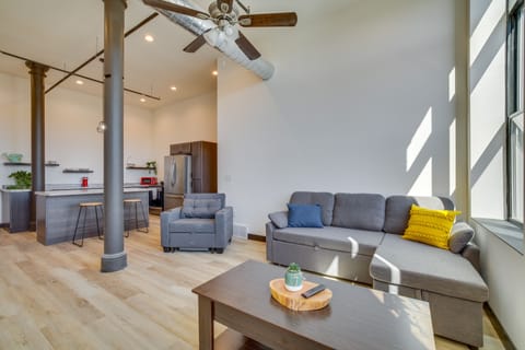 Interior | Central Heating & A/C | Free WiFi