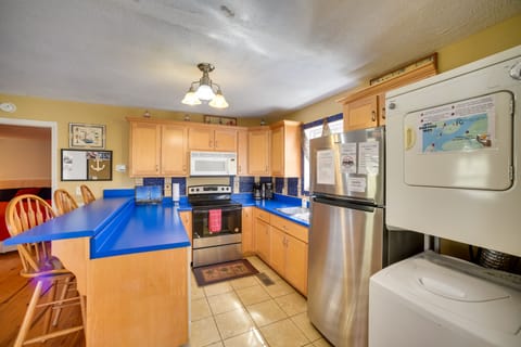 Kitchen | 1st Floor | Cooking Basics | Washer/Dryer