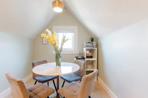 Third floor kitchenette