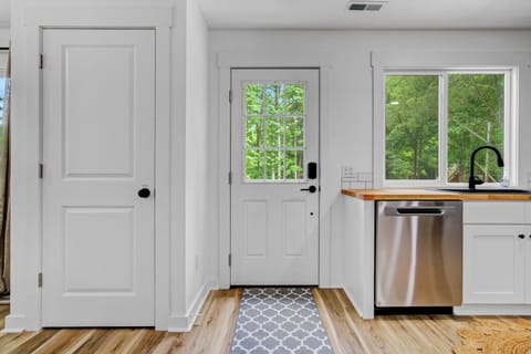 Jetty Upper Rooms entrance