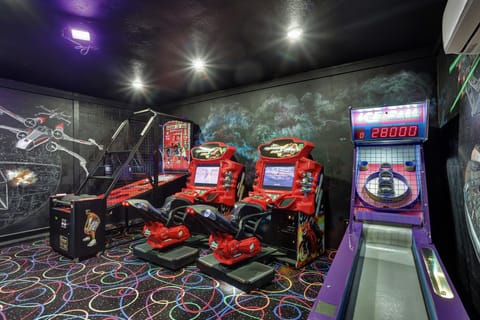 Welcome To Jedi Retreat!  Arcade Game Room (All Games FREE-TO-PLAY)

