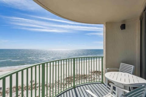 Perdido Towers 905 West - Beach Music in Perdido Key - Have you never heard of Beach Music? Come sit on this 9th floor balcony in Perdido Towers West and listen to a concert performed by the Gulf of Mexico! This end unit has balconies for both bedrooms - one is for sunsets and views of Ono Island and one is for sunrise that overlooks the sapphire colored gulf. Something for everyone!