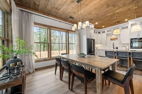 Bright and inviting indoor dining space