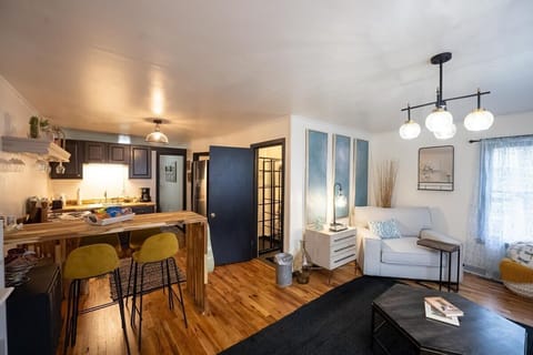 2 BR, Slps 4, New!