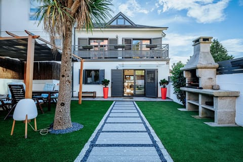 The Castro House - Vigo (1)