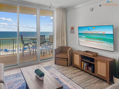 Azure #613 Living Room